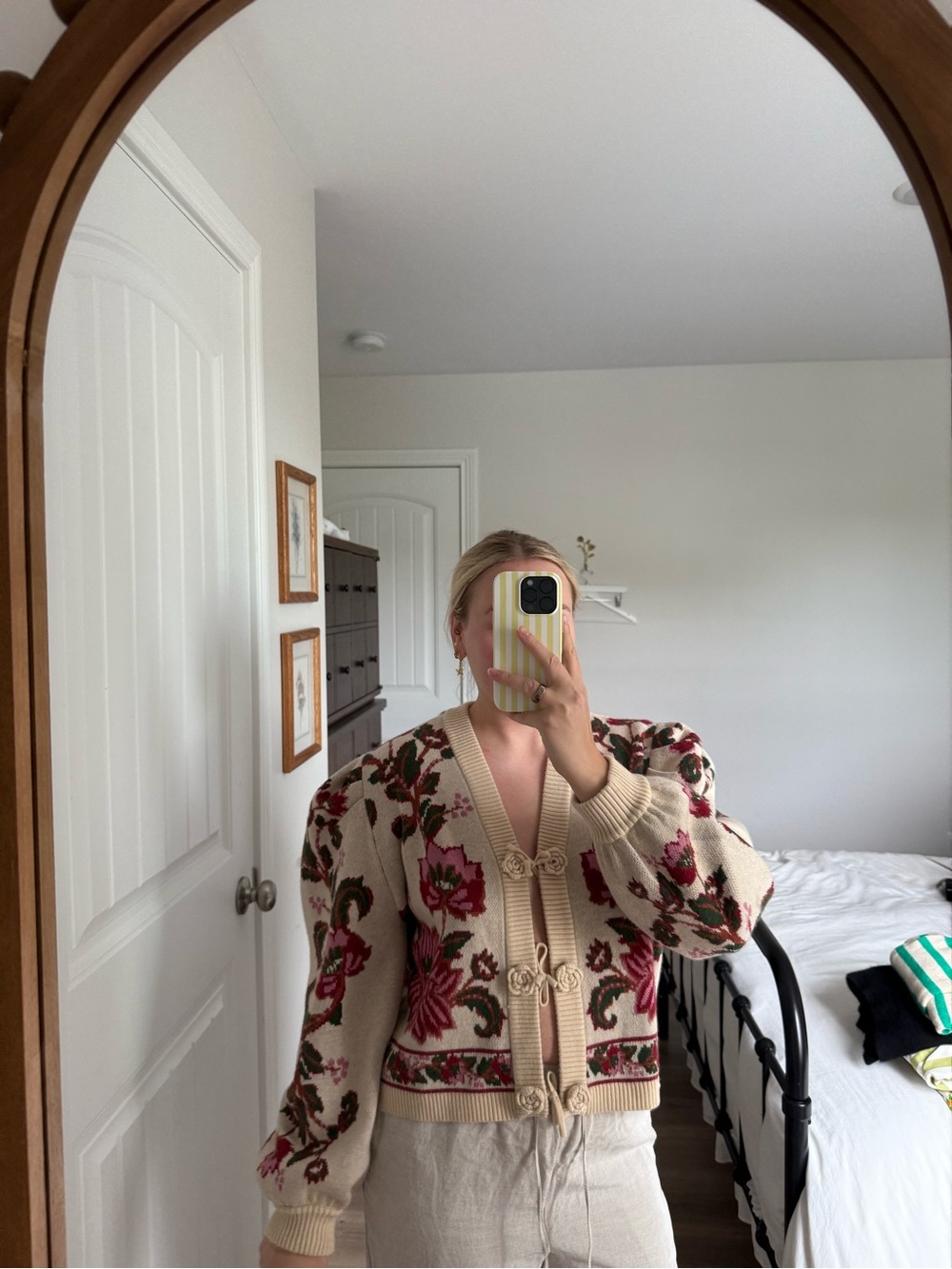 FARM RIO Floral Knit Cardigan - Picture 4 of 4